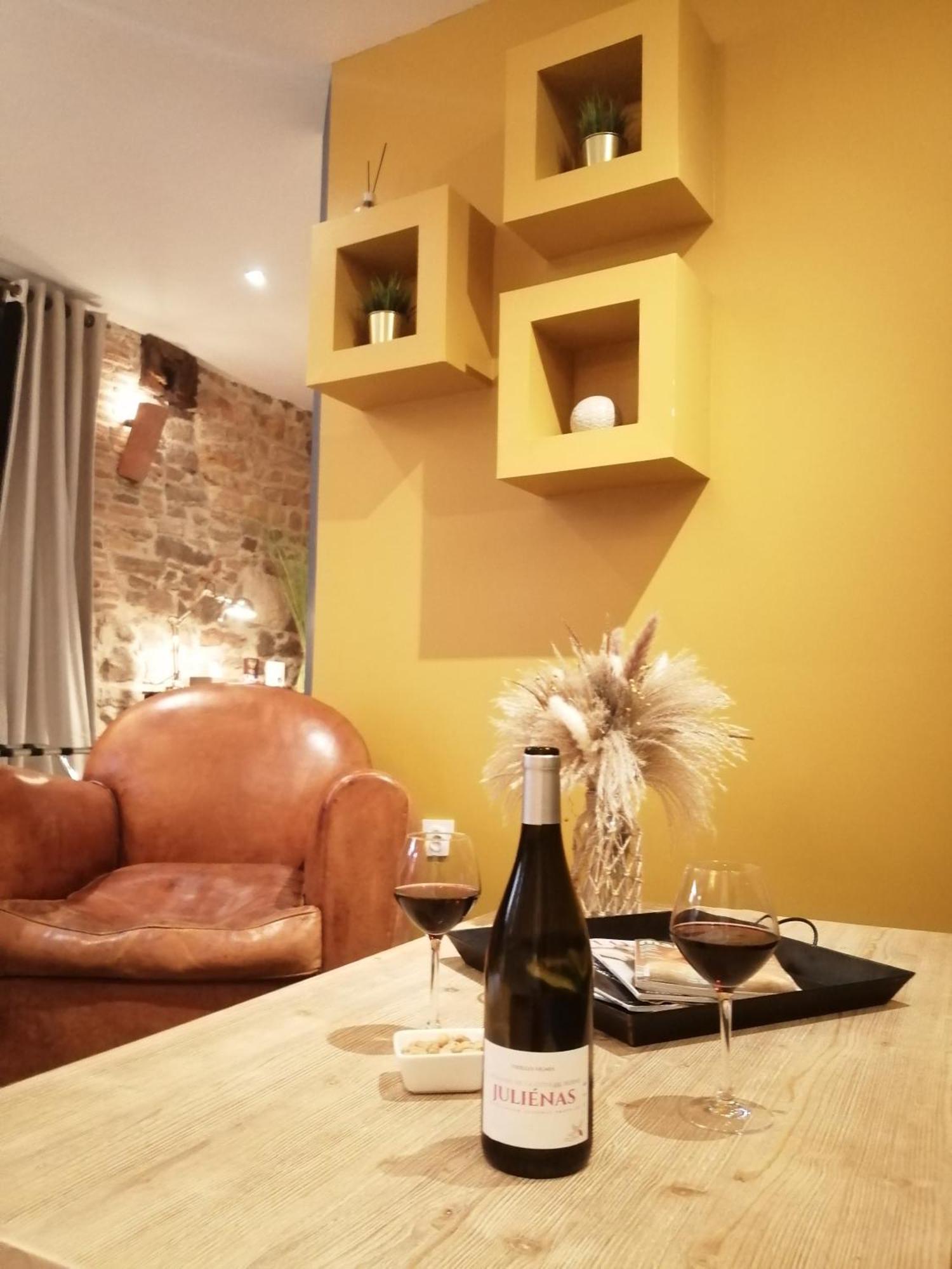 Contact Hotels Le Savigny & Spa Blace Экстерьер фото