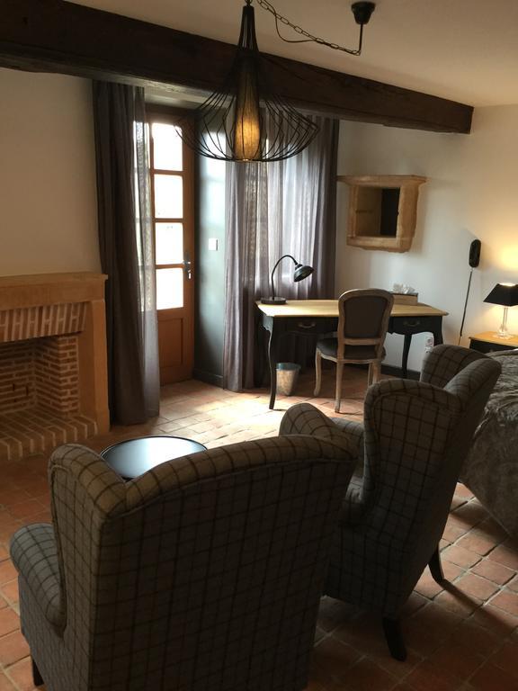 Contact Hotels Le Savigny & Spa Blace Экстерьер фото